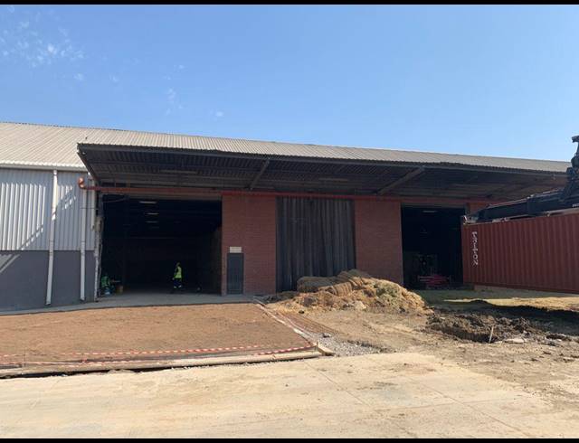 8,000M² WAREHOUSE TO LET IN CONGELLA